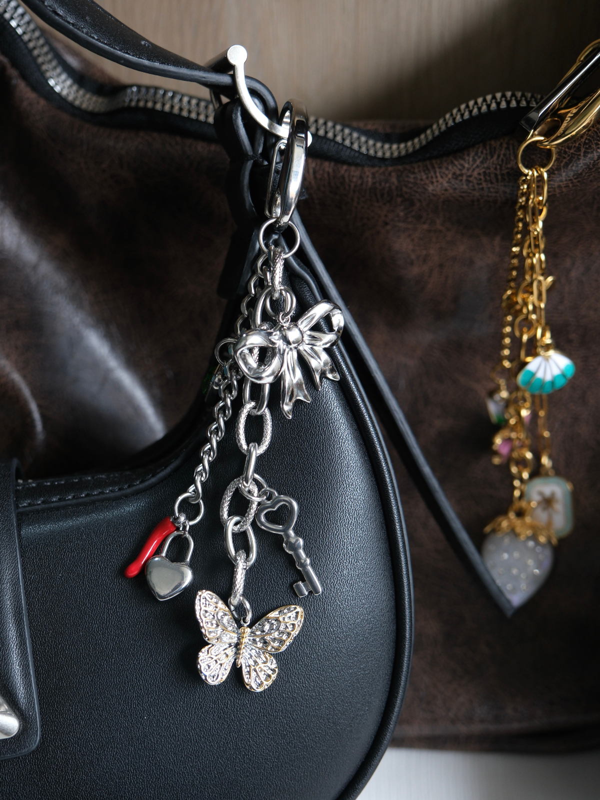 Custom keychain (double base)