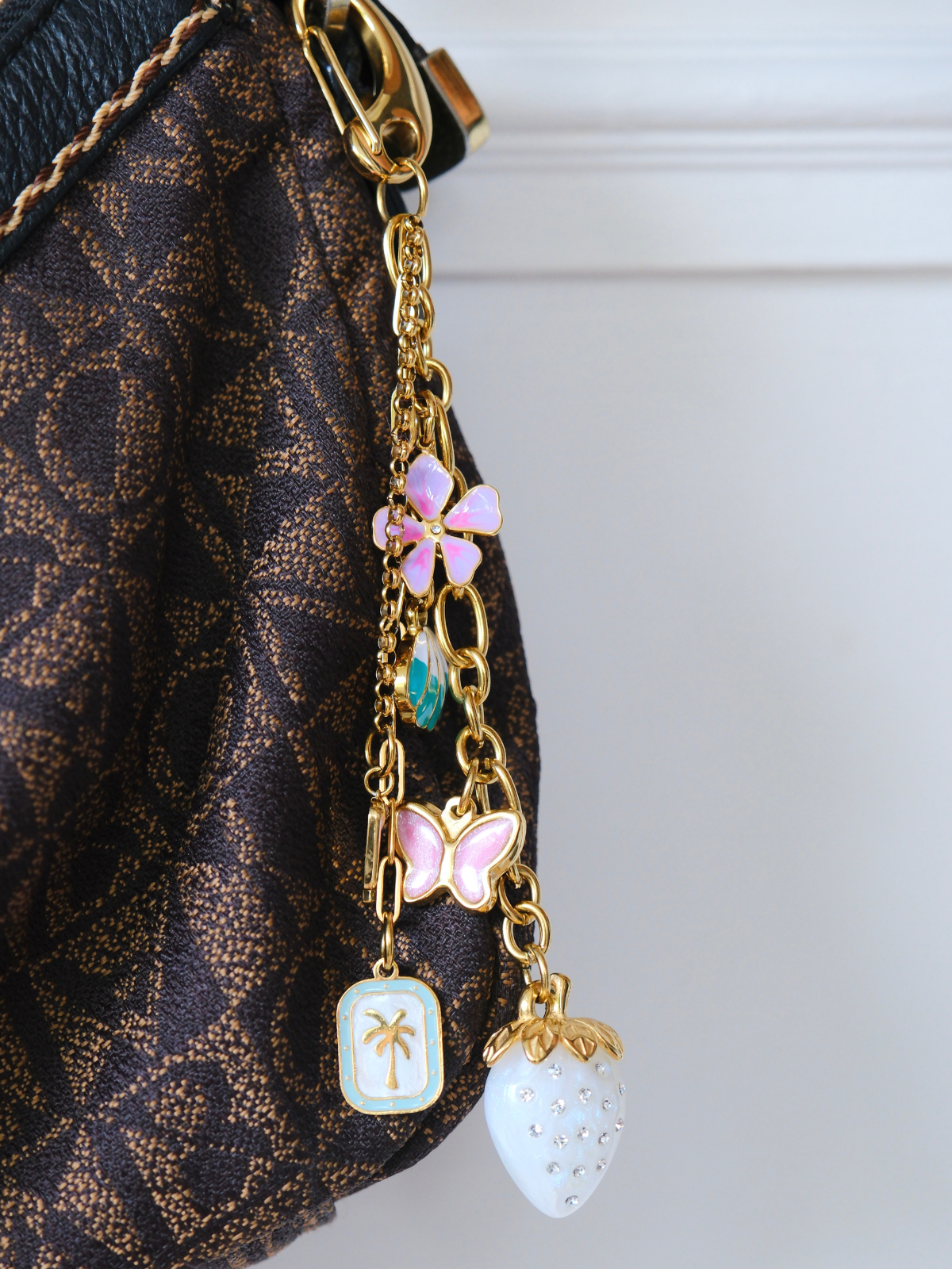 Custom keychain (double base)