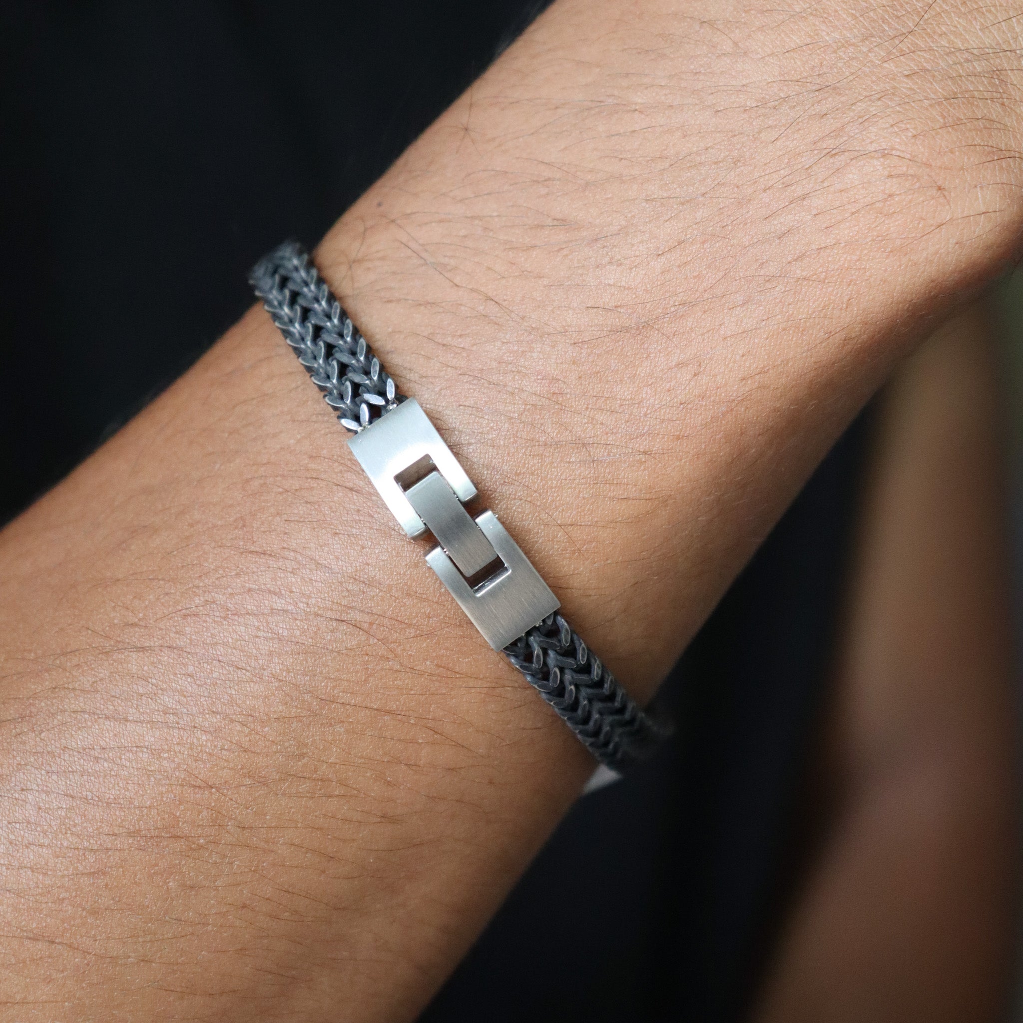 007 bracelet