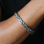 Throne link bangle