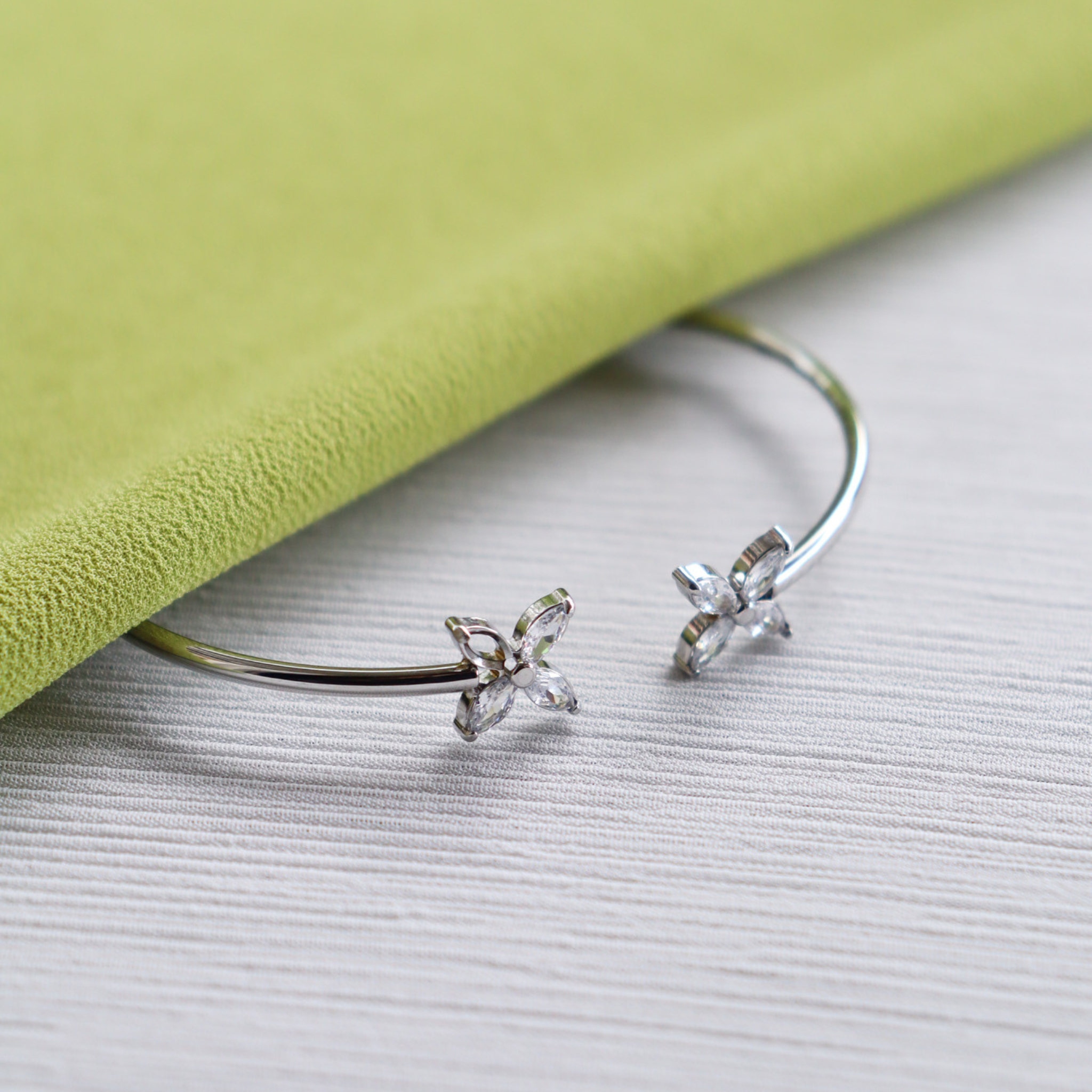 Flutter bangle