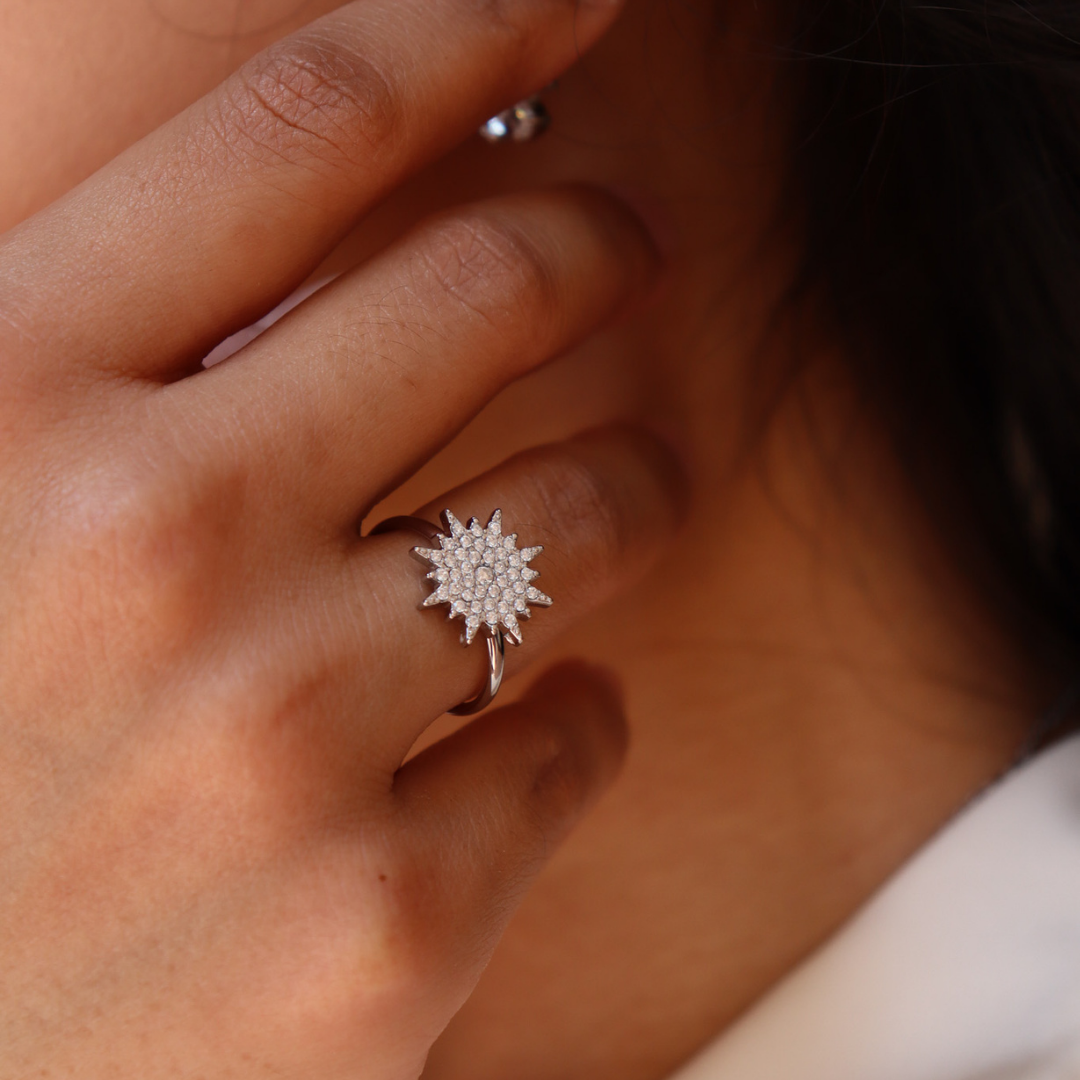 Lumiere ring
