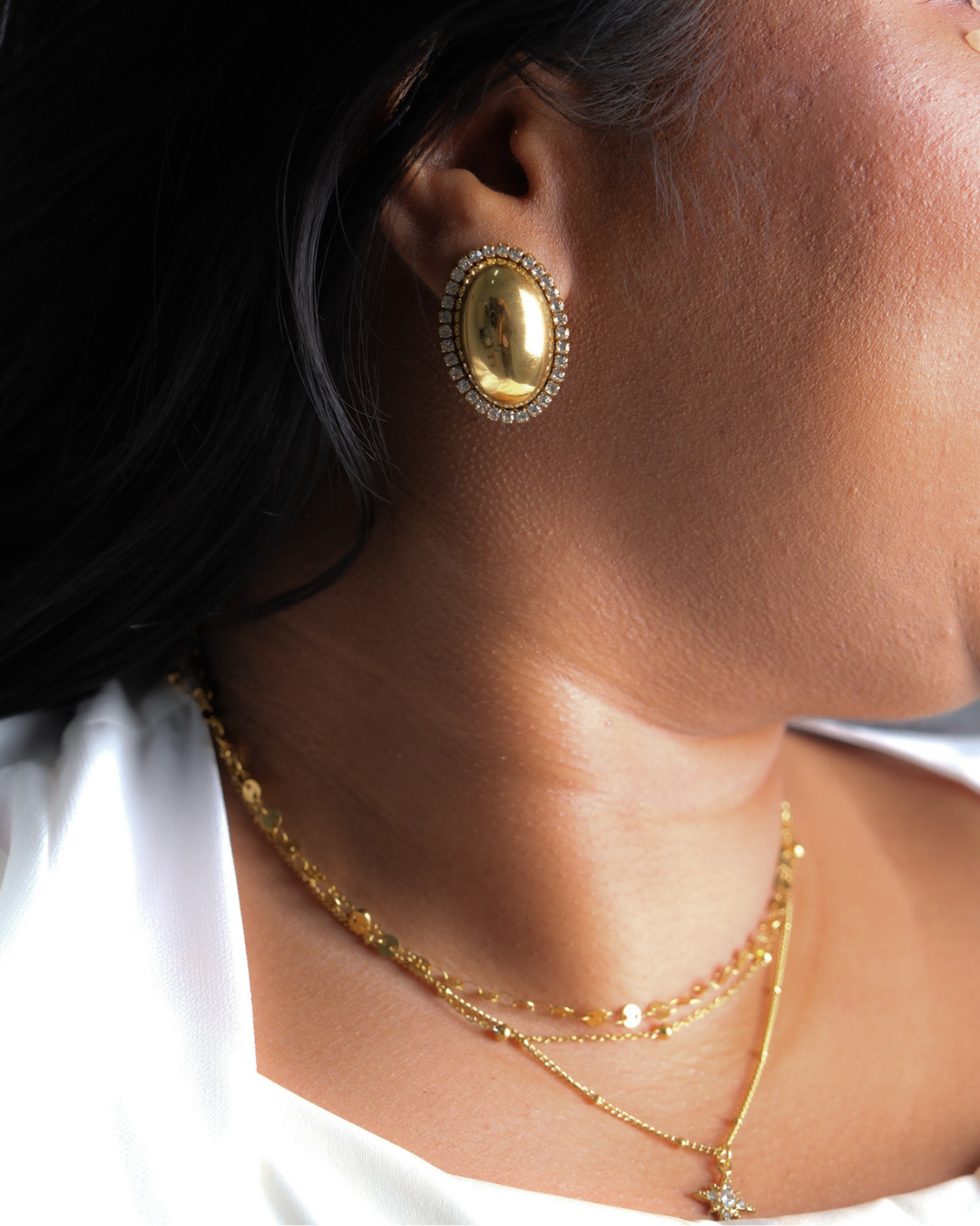 Diamond horizon studs