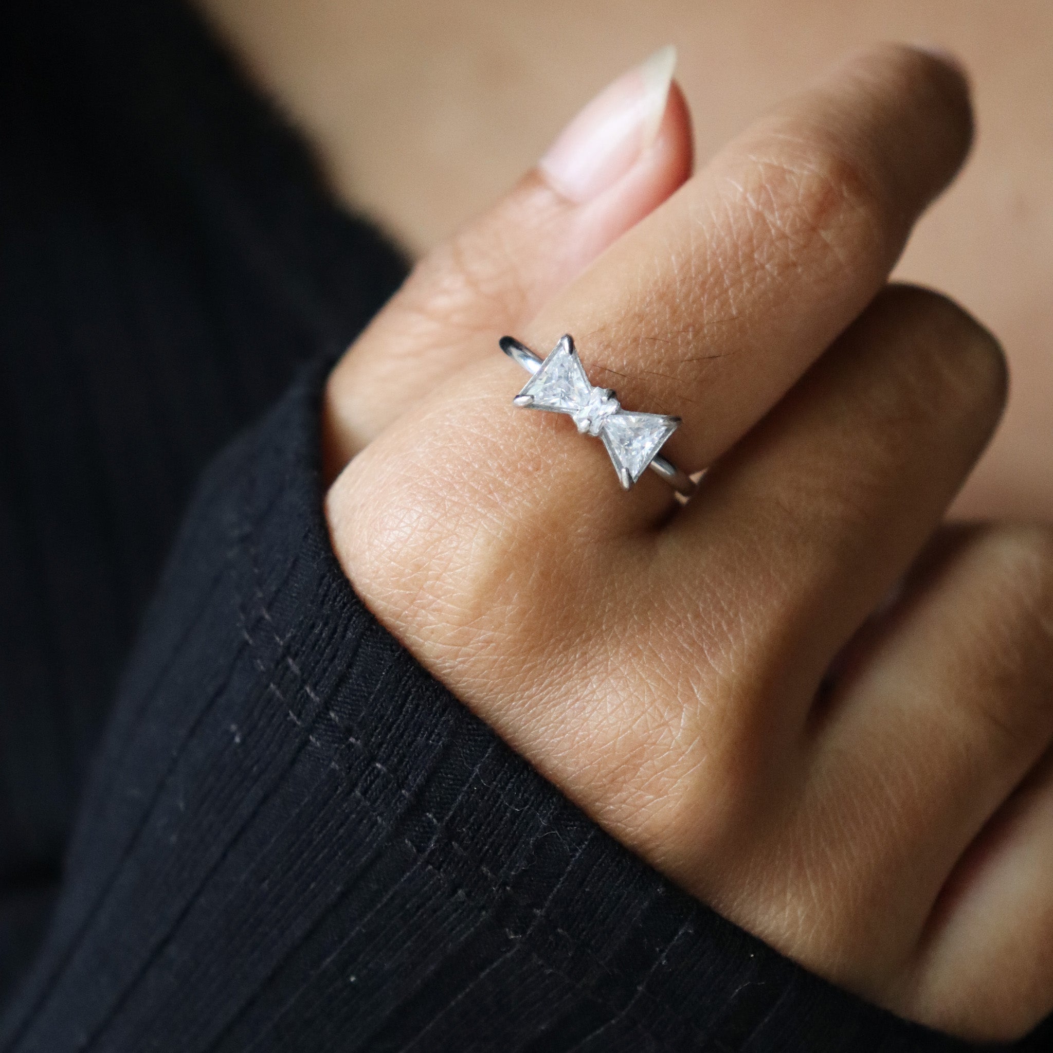 Crystal ribbon ring