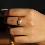 Pure vibe ring