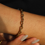 Thin circle ring bracelet