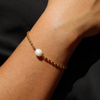 Beaded pearl bracelet