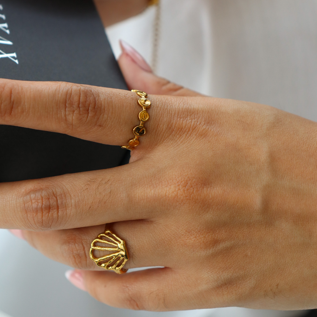 Lagoon ring