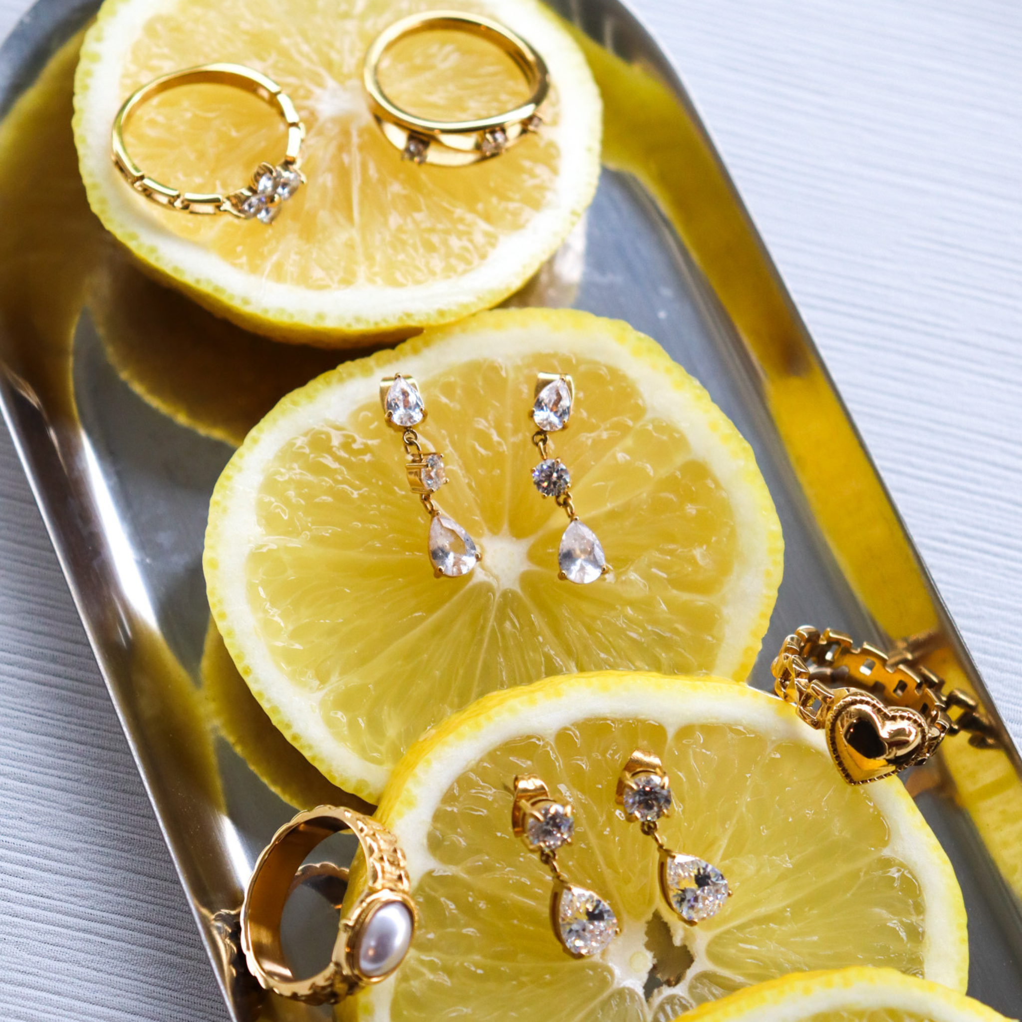 Aura earrings