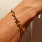 Textured round ring bracelet