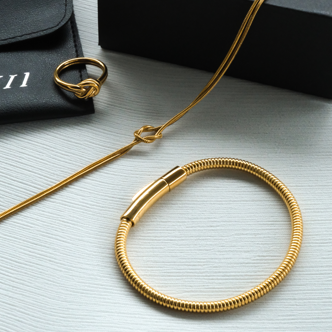 Knotted bracelet