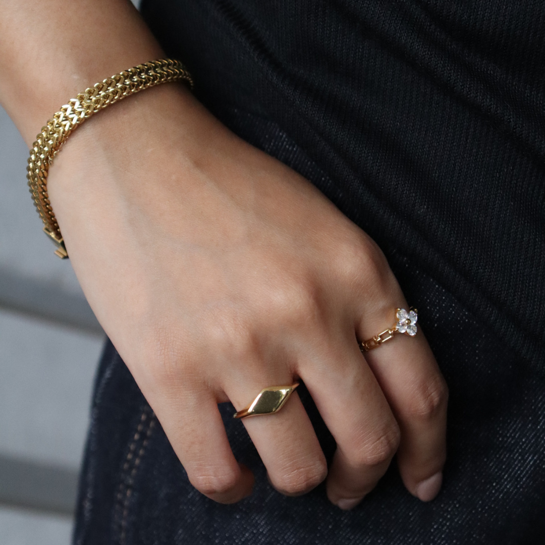 007 bracelet