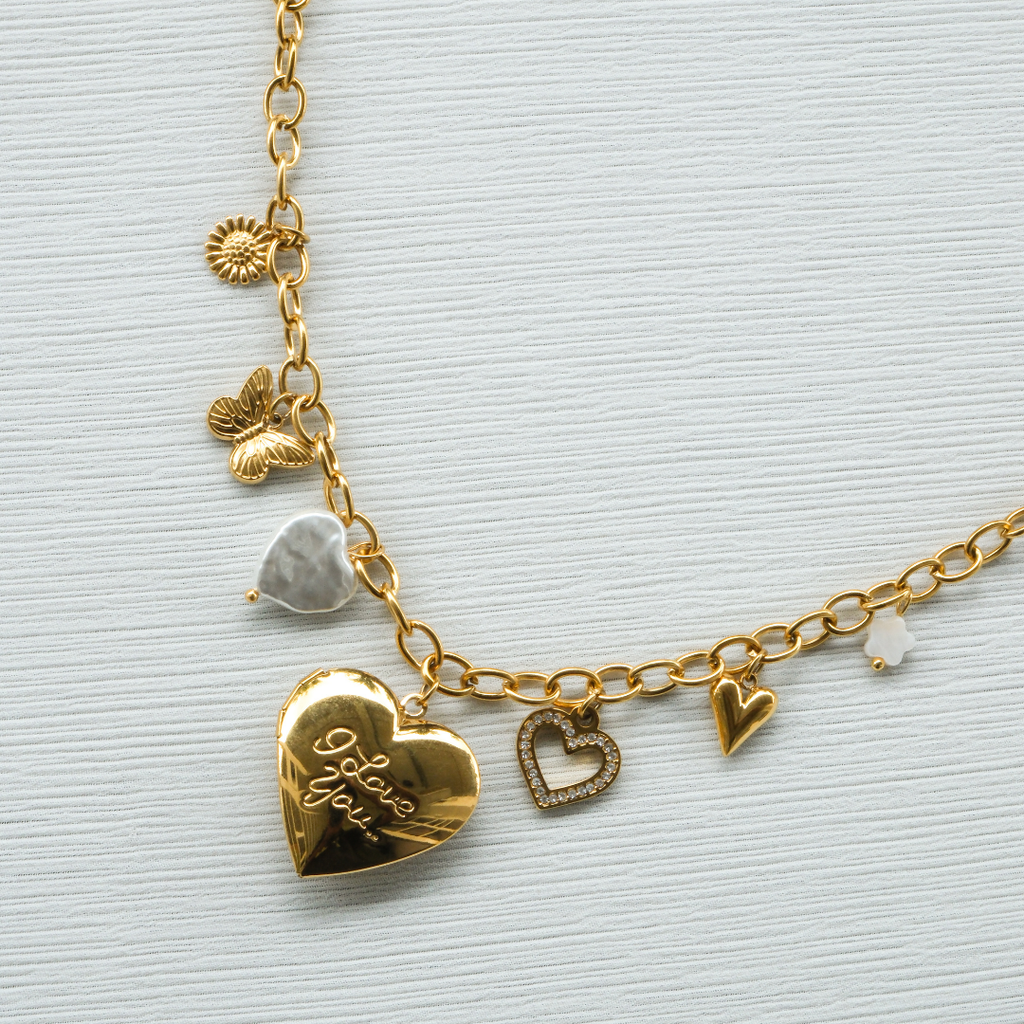 7C locket chain