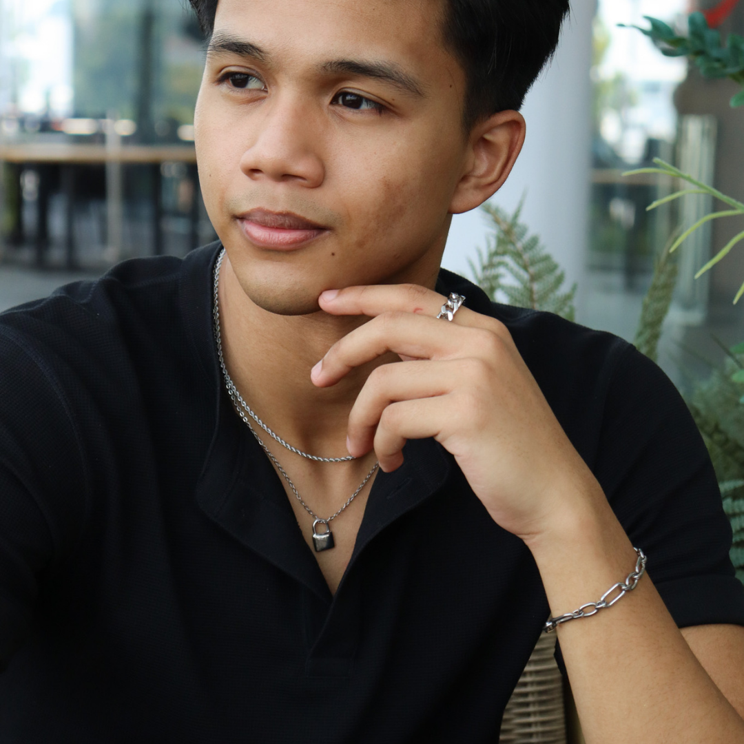 Thin rope chain