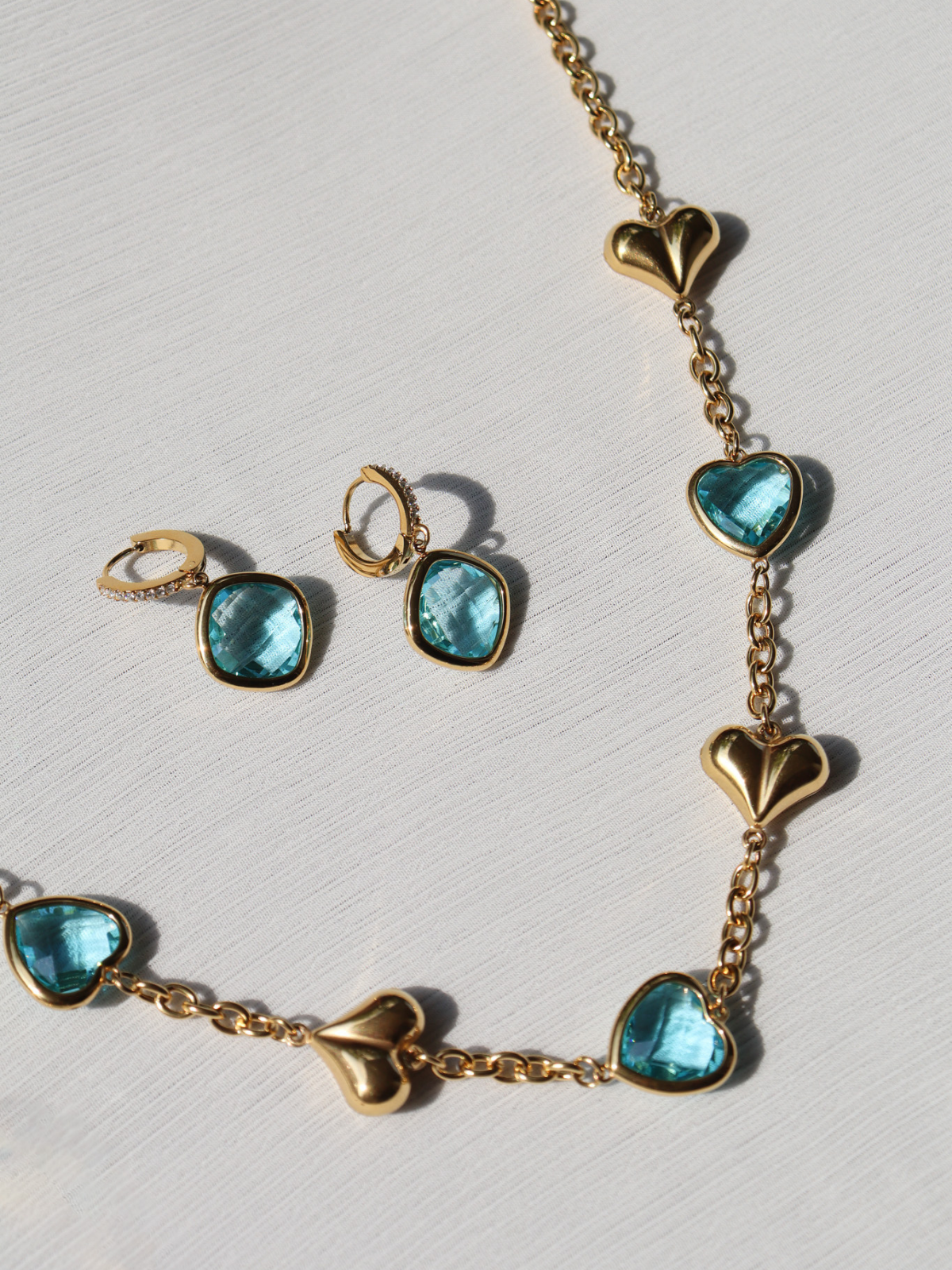 Blue love gem chain