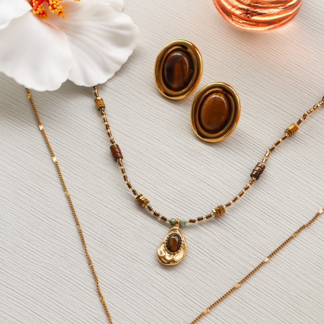 Saffron chain