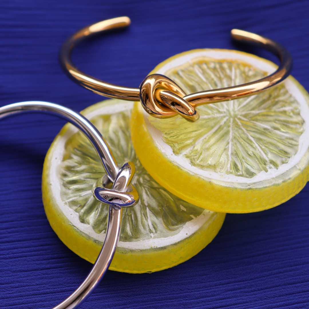 Knotted bangle