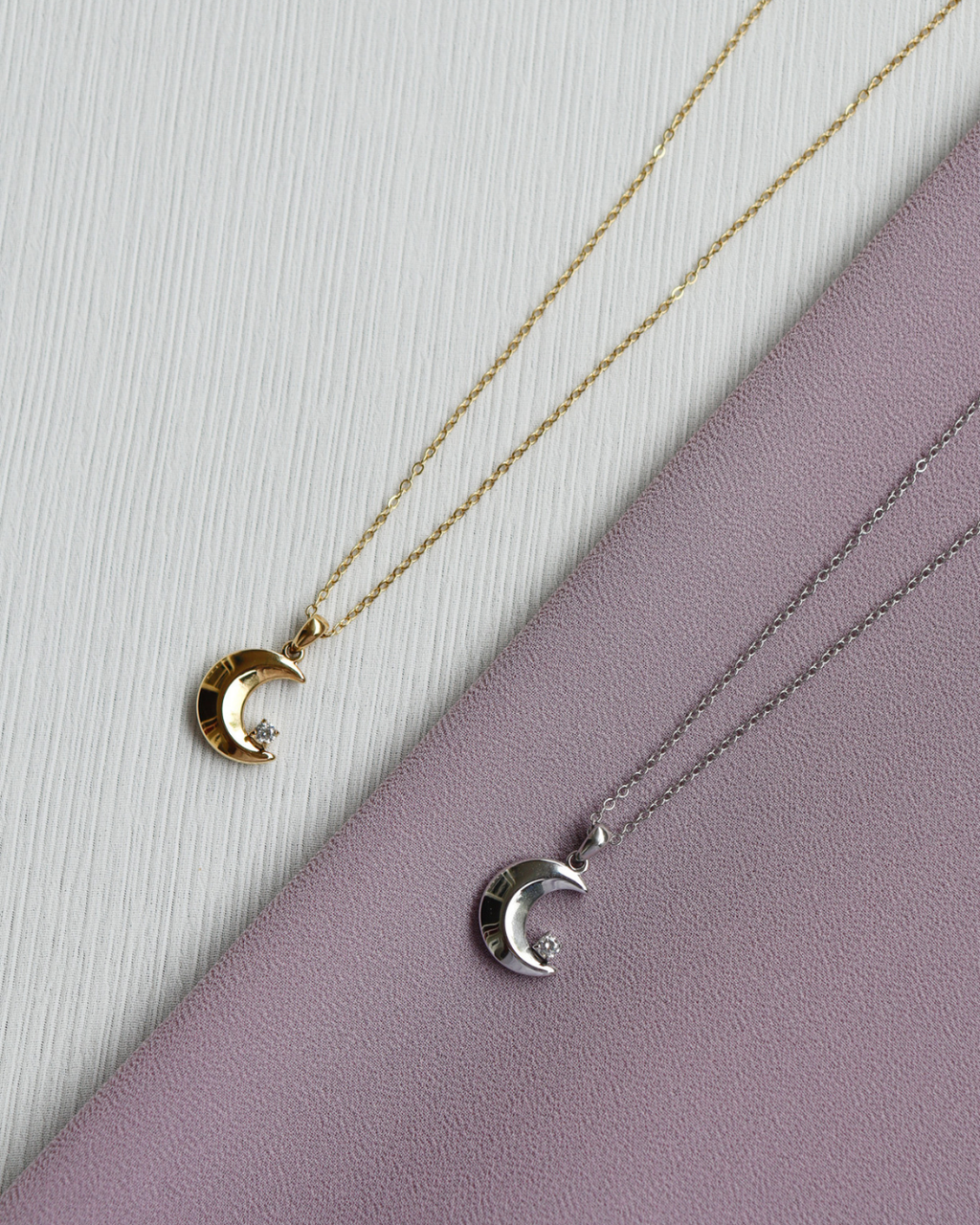 Moonlight chain