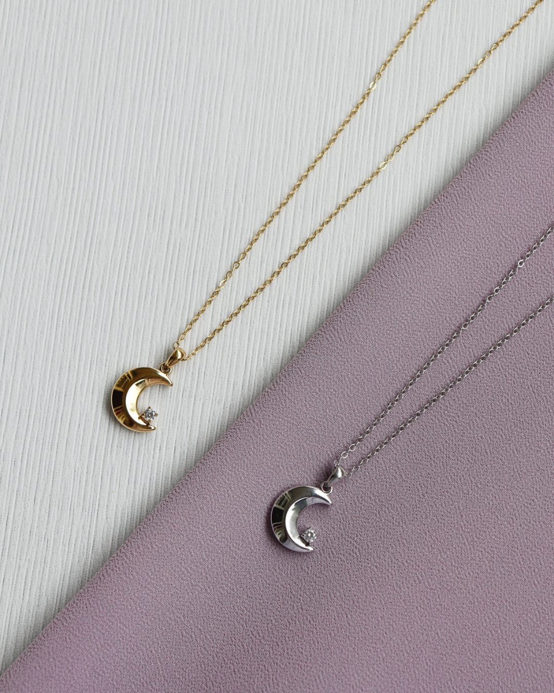 Moonlight chain