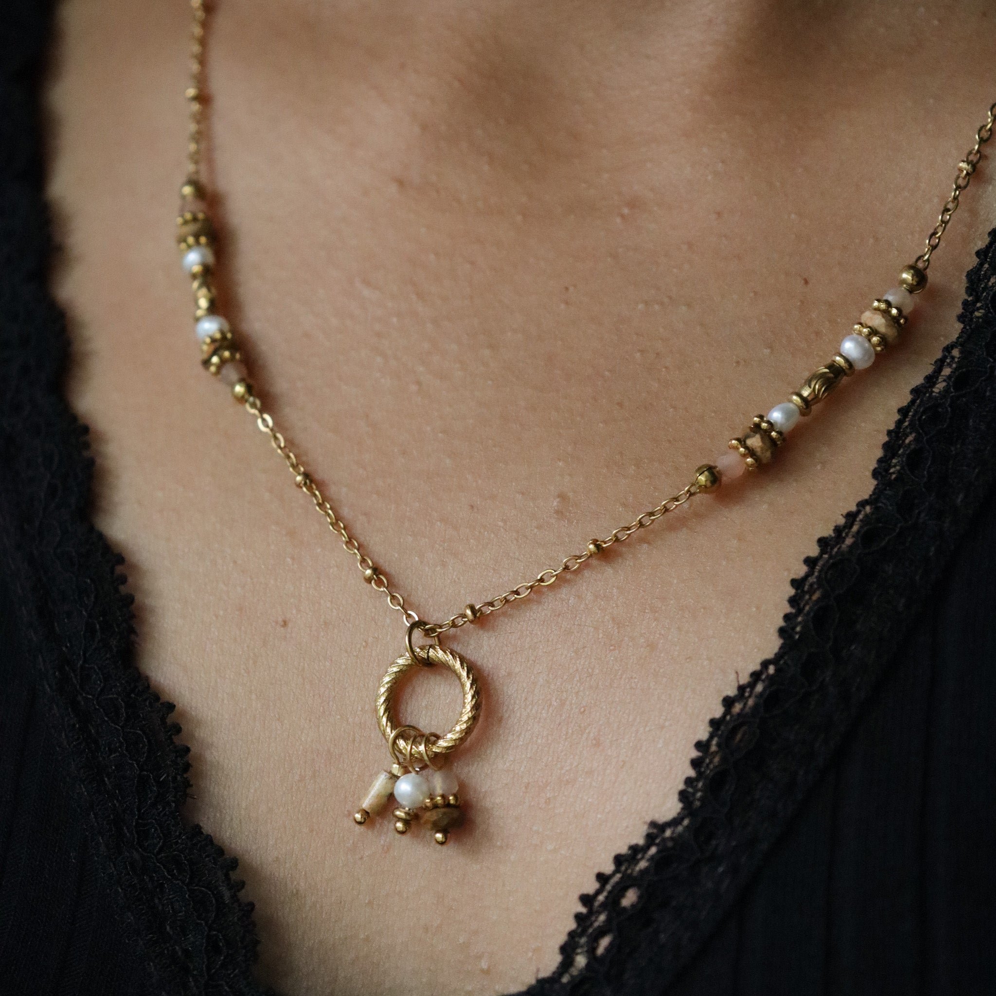 Amber chain