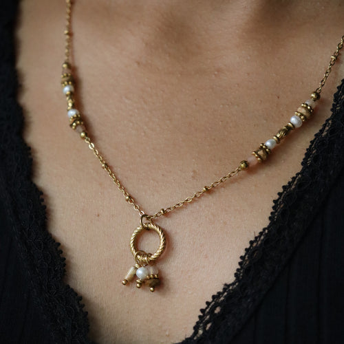 Amber chain