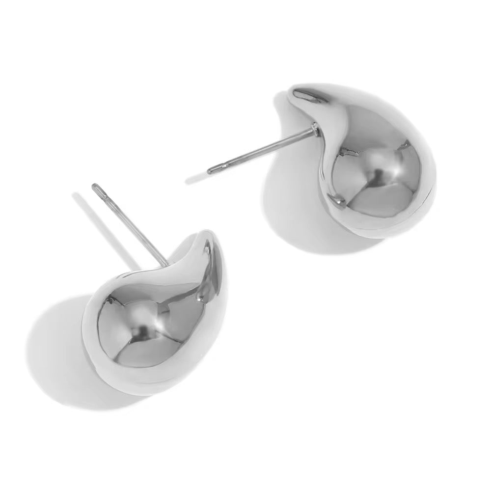 Baby dewdrop studs