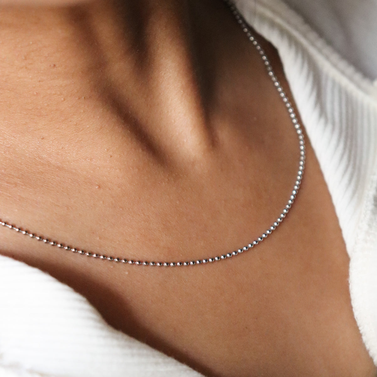 Filler chains (charm chains)