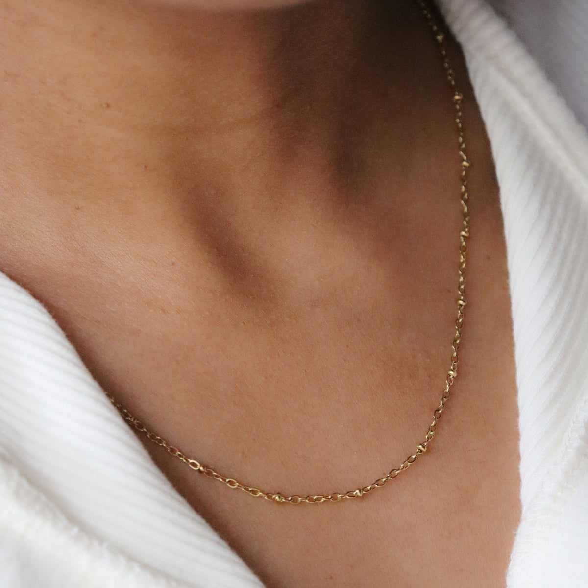 Filler chains (charm chains)