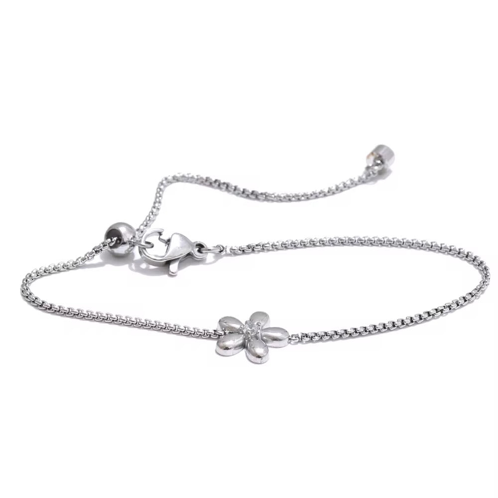 Dainty flower bracelet