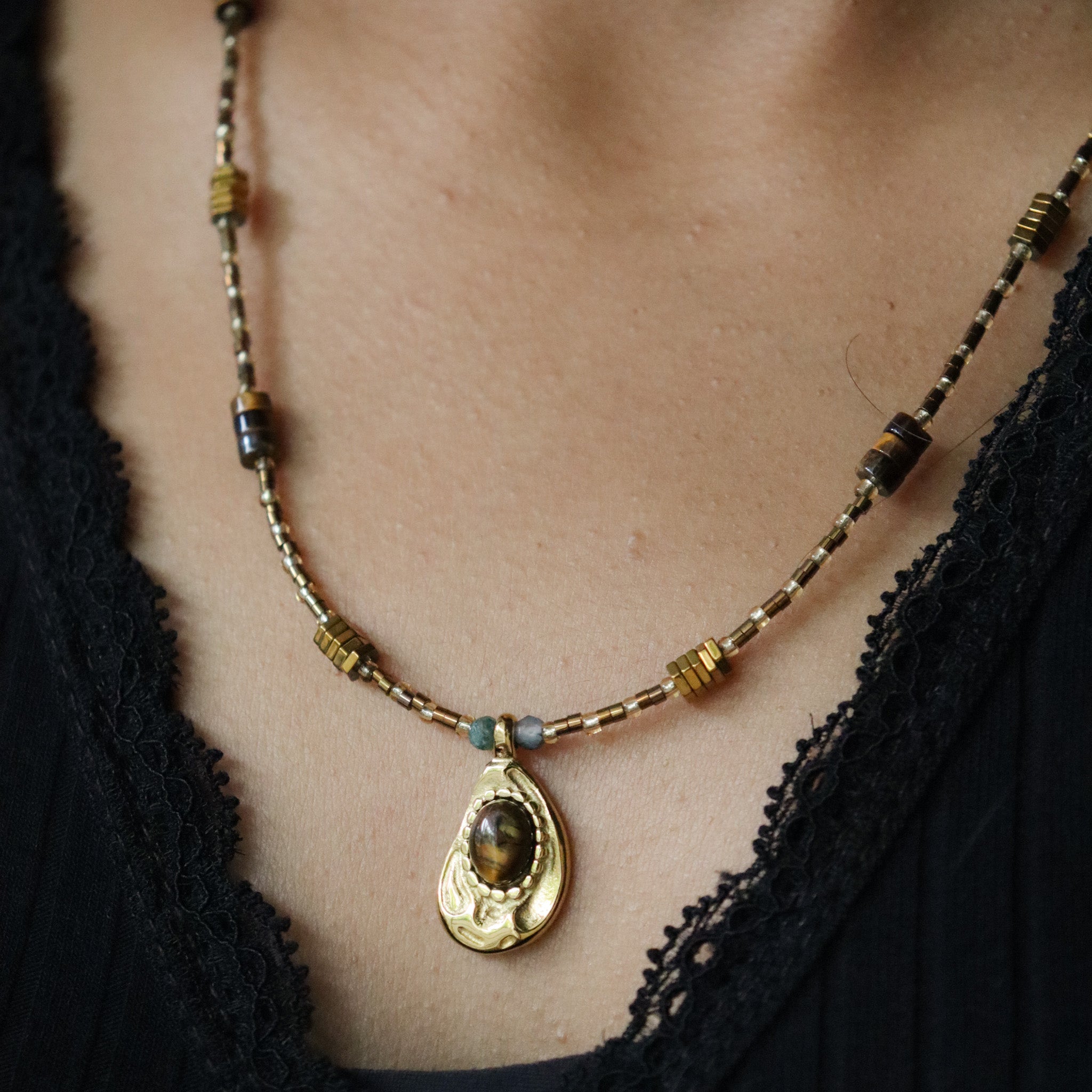 Saffron chain
