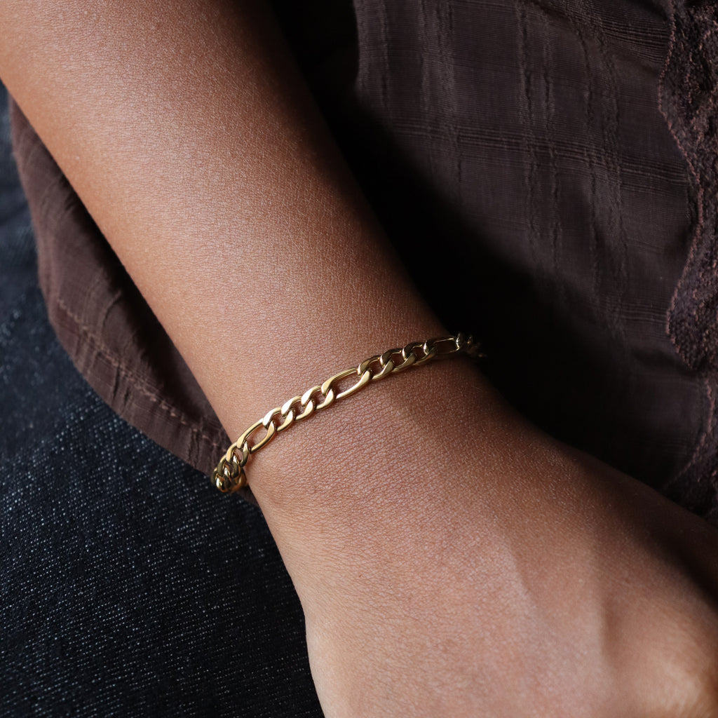 Figaro bracelet
