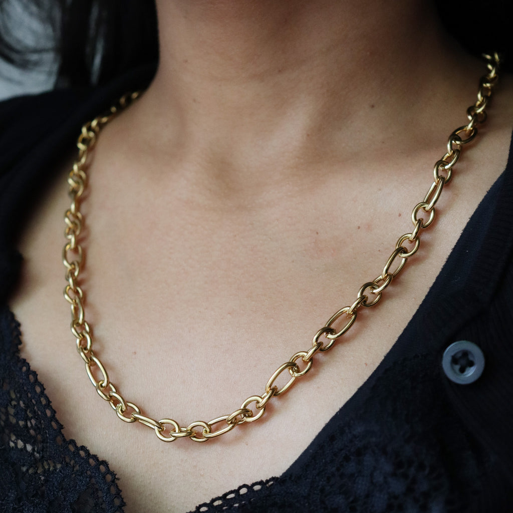 Figaro circle ring chain