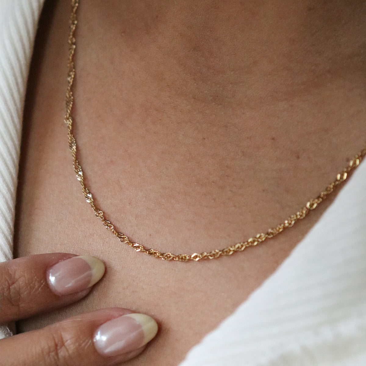 Filler chains (charm chains)