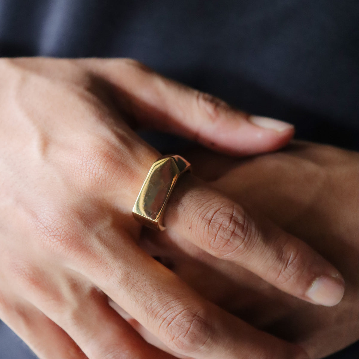 Flat top ring