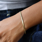 Flat bracelet