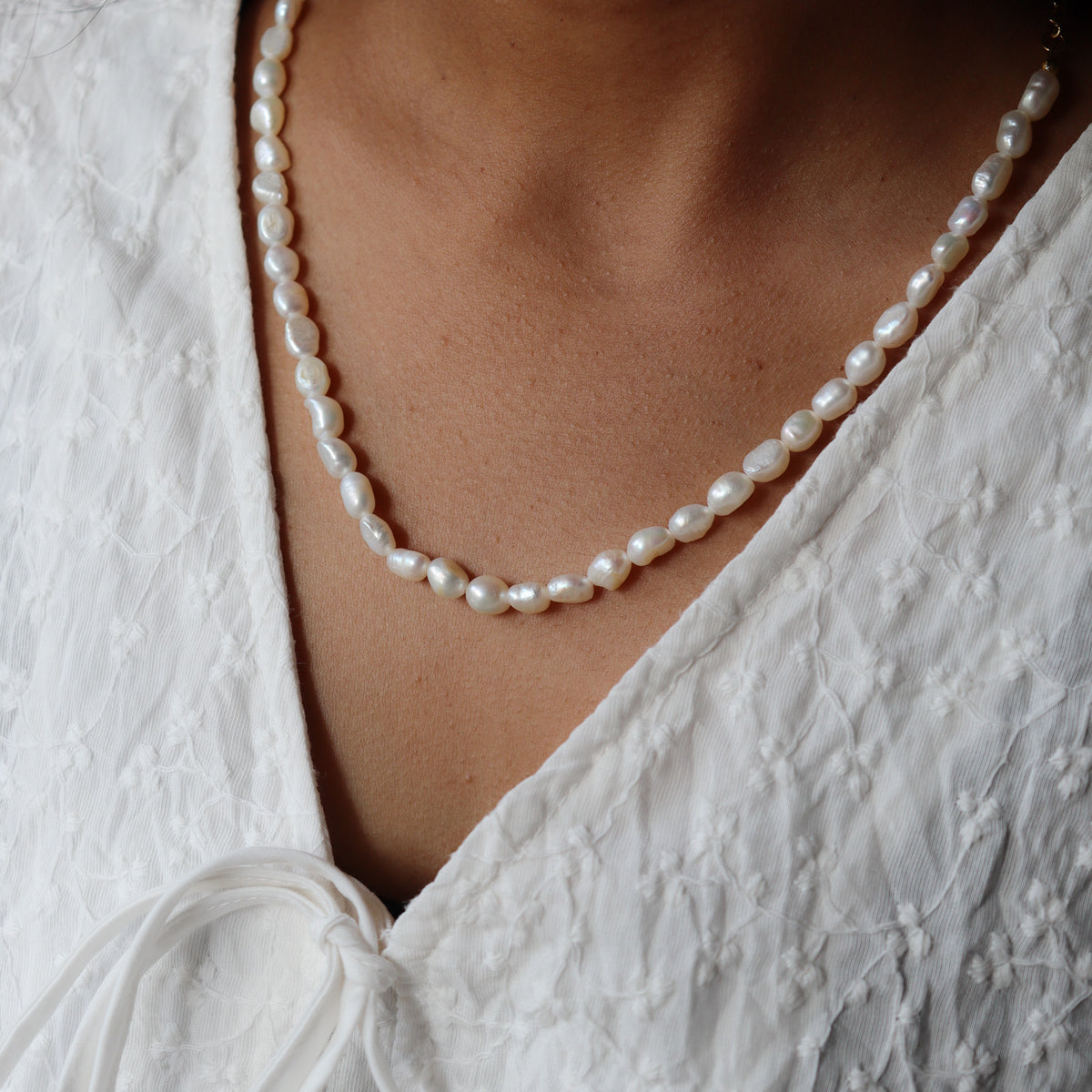 Freshwater pearl chain