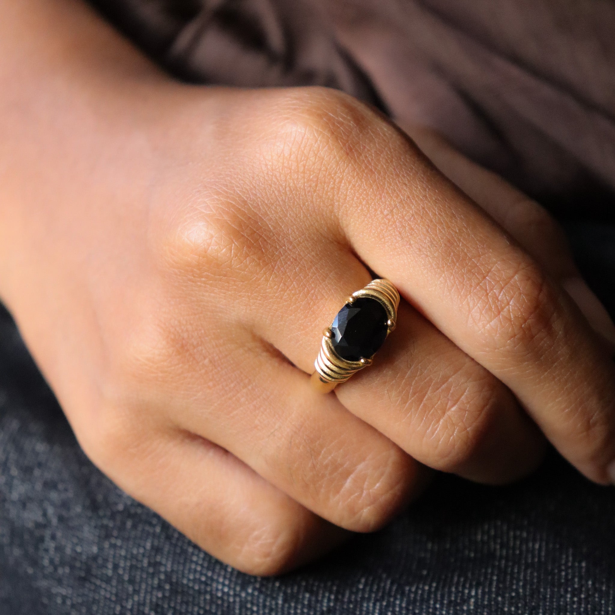 Gem ring