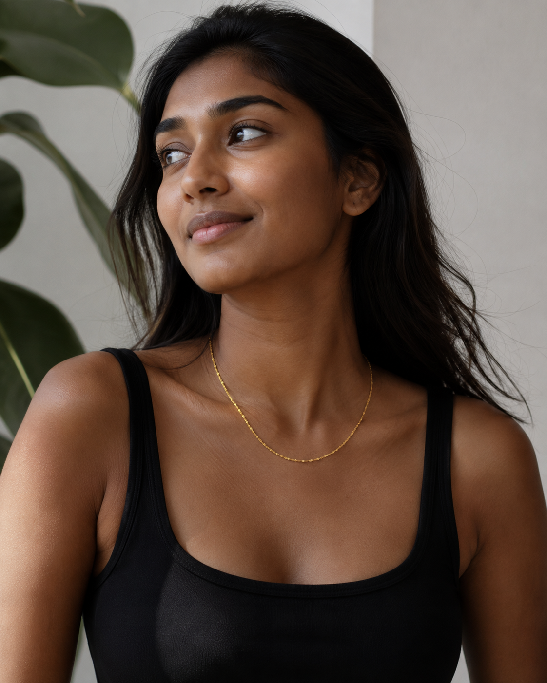 Mini Star chain in Gold, wider lifestyle view
