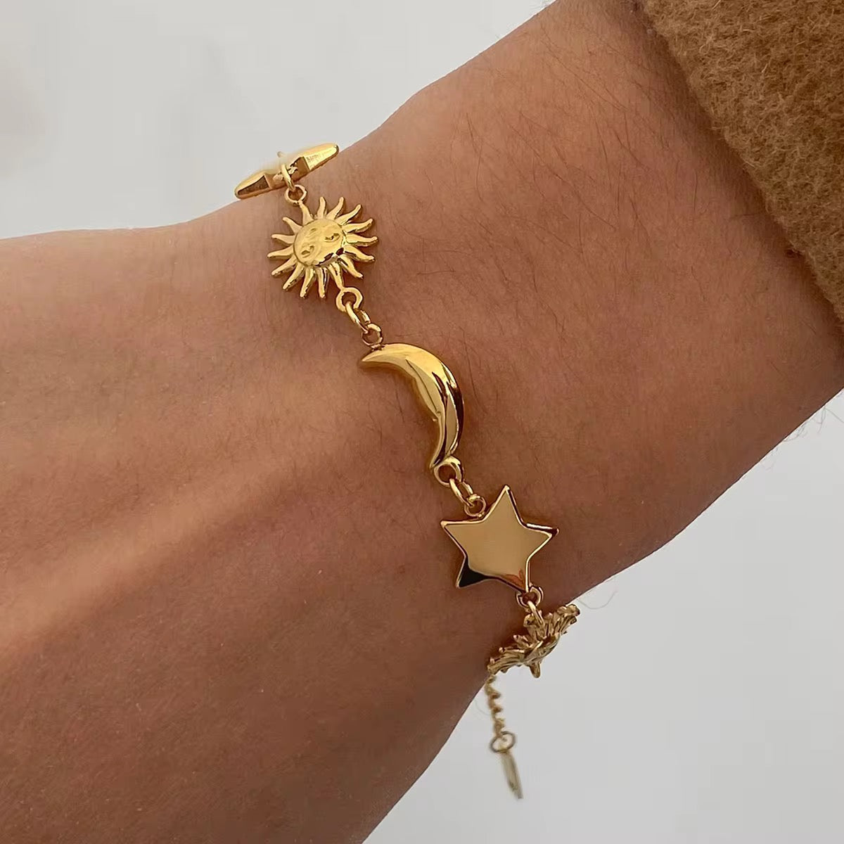 Star struck bracelet