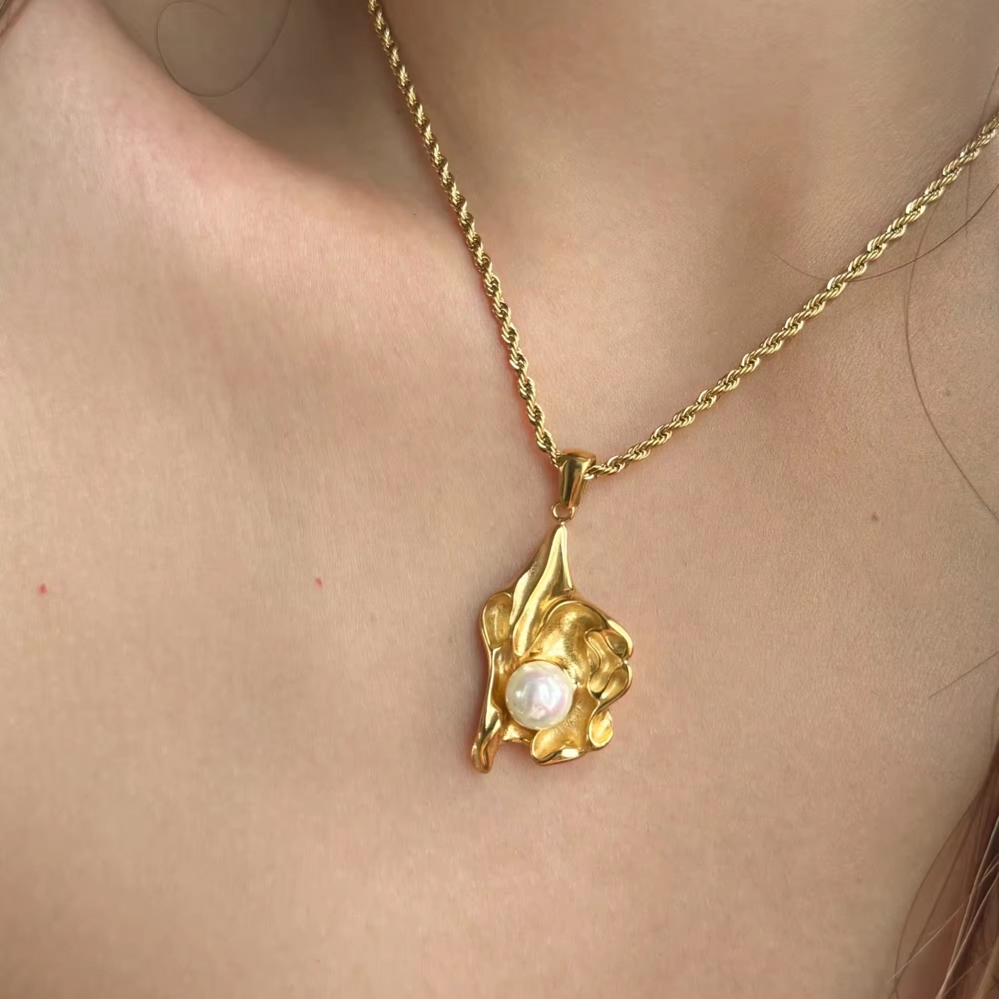 Wrapper pearl chain