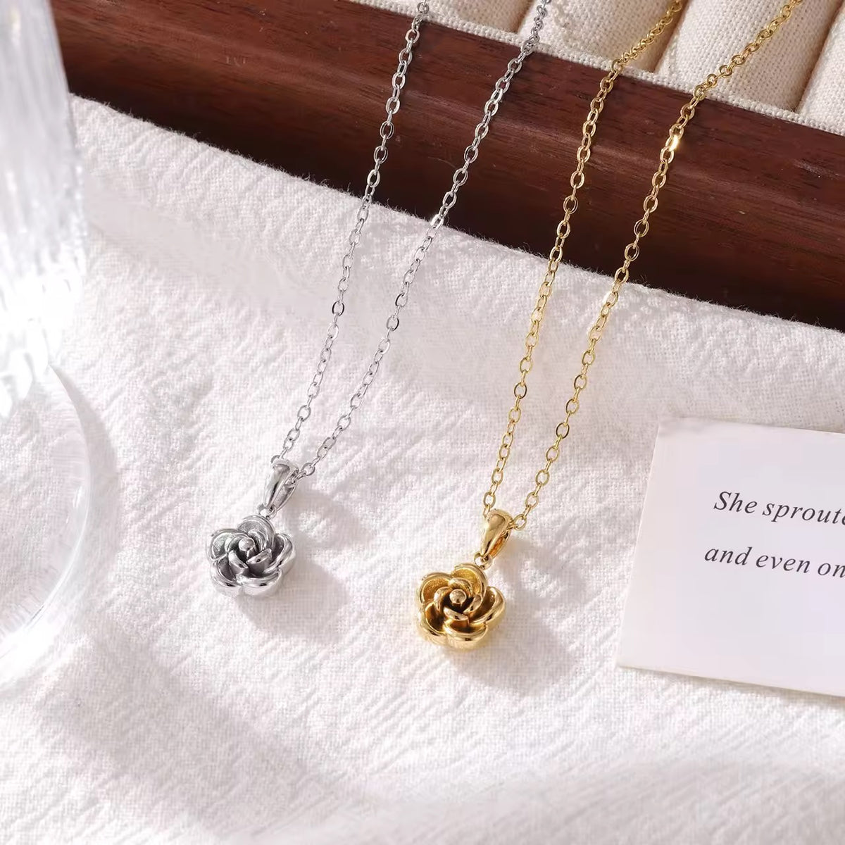 Little rose chain