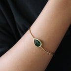 Sona teardrop bangle