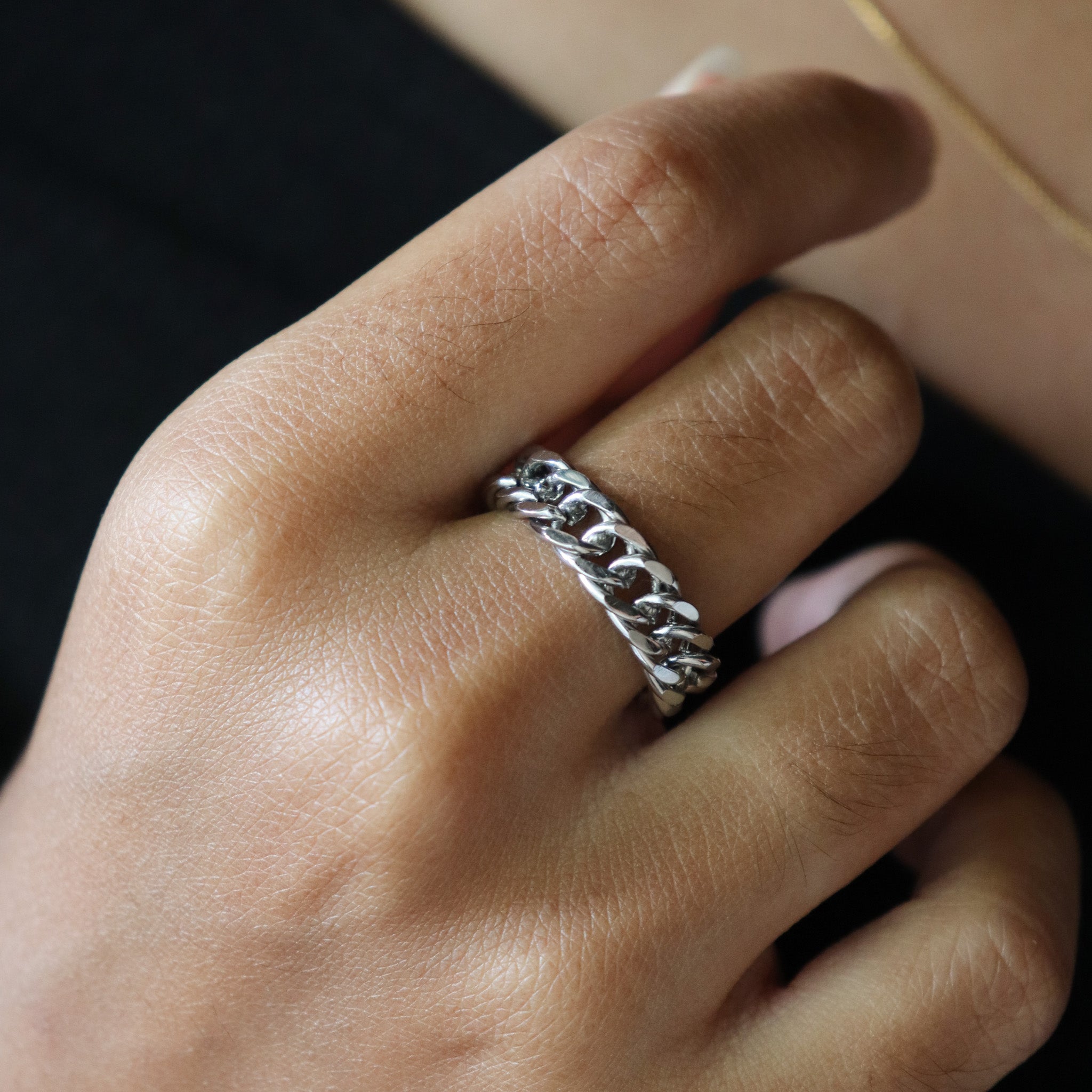 Cuban ring