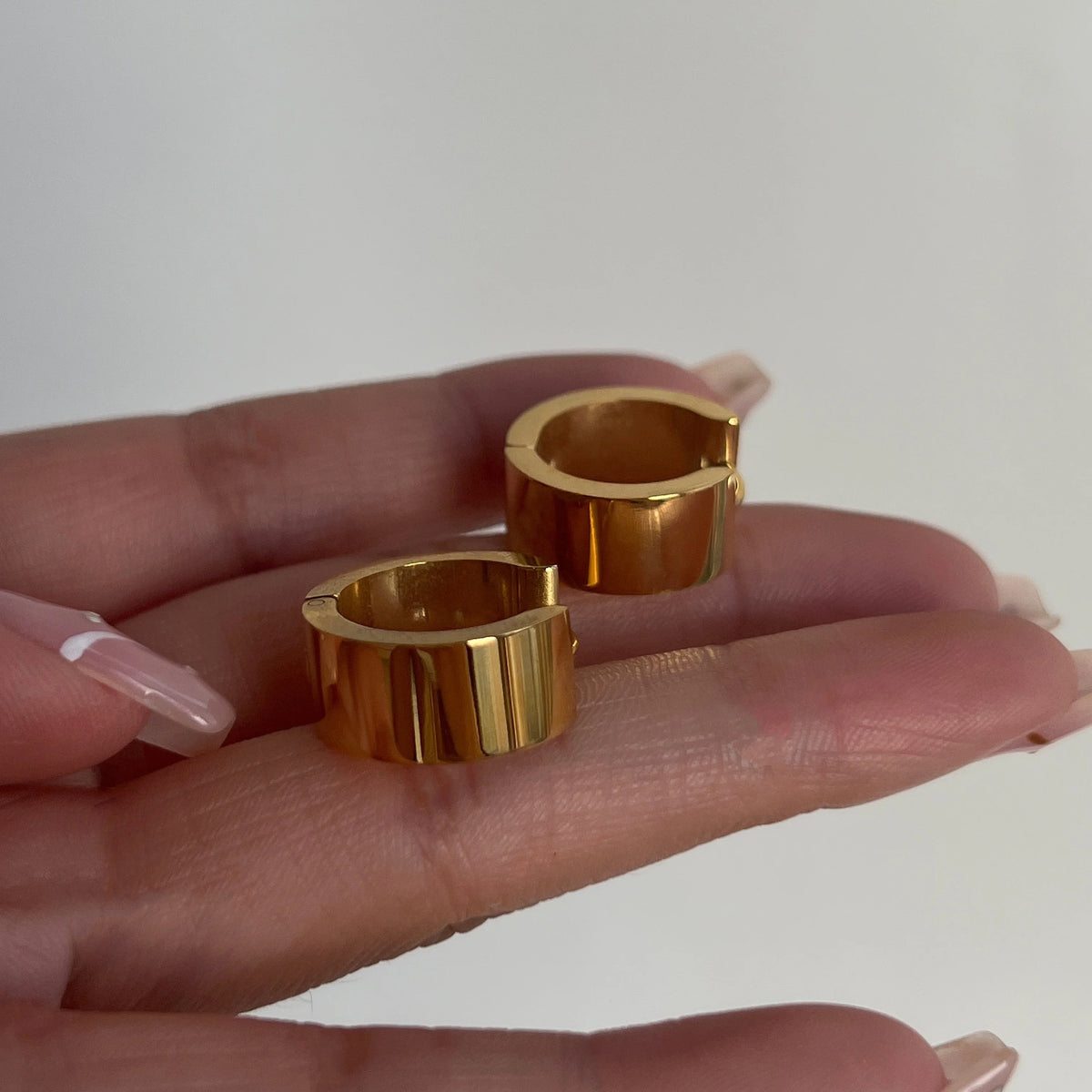 Solid gold hoops