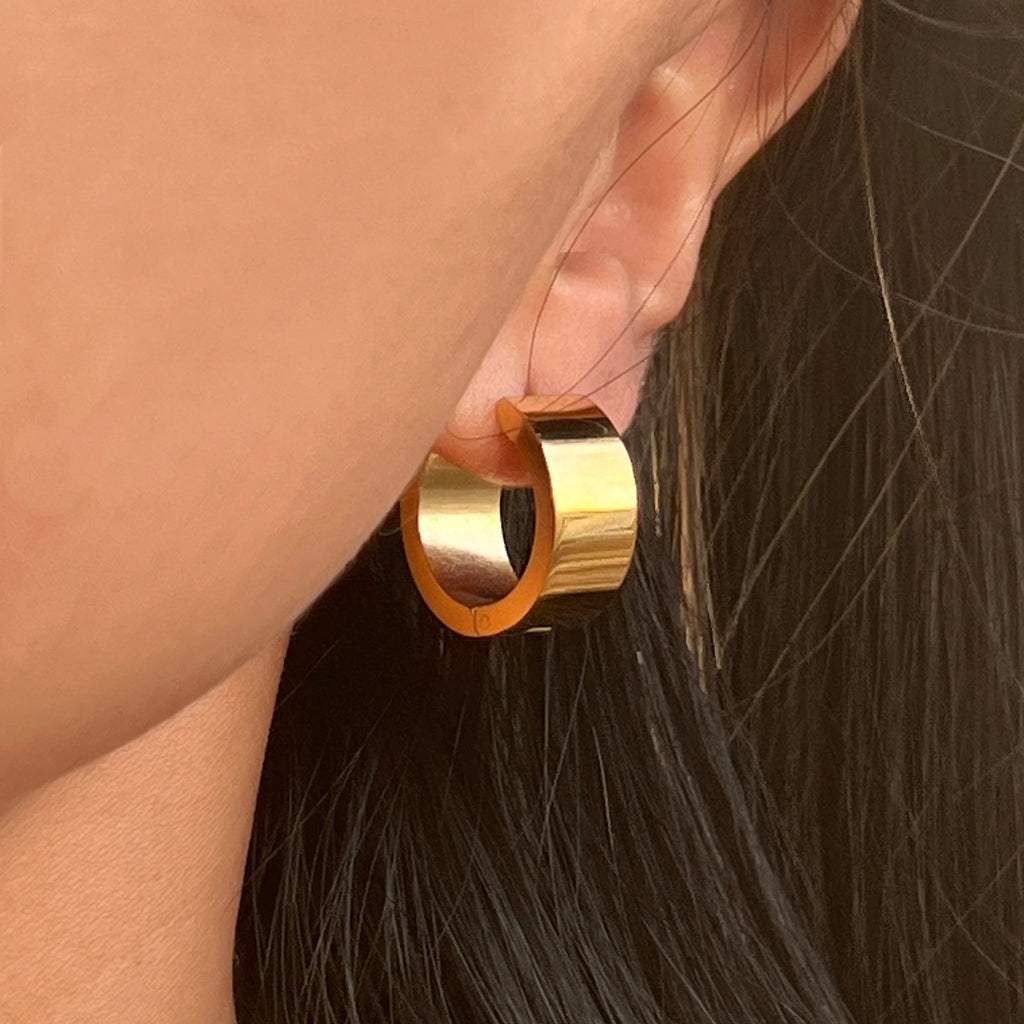 Solid gold hoops