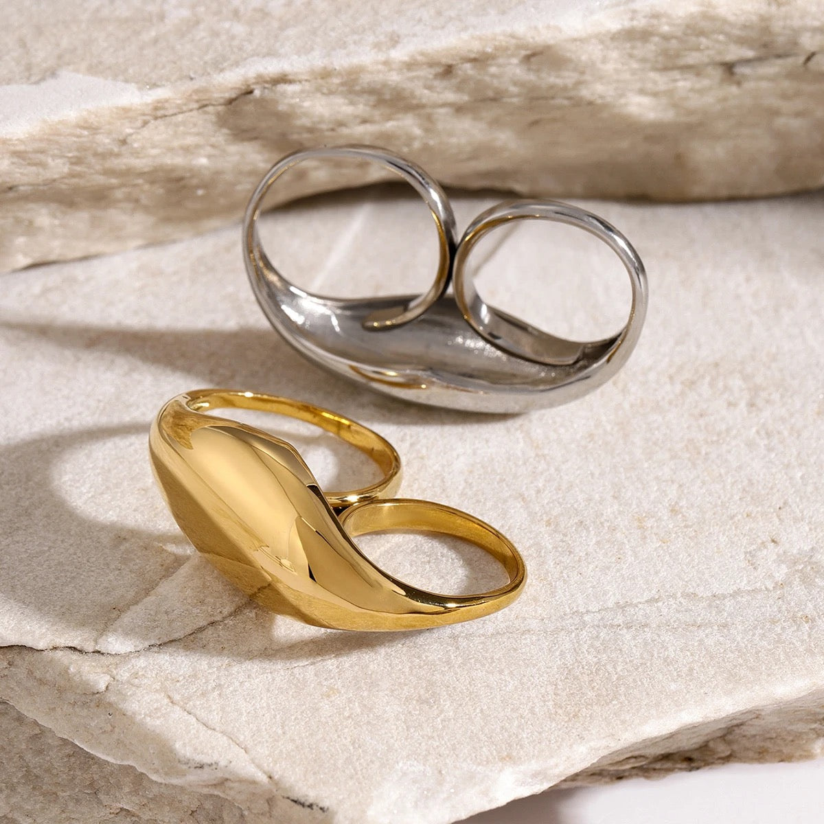 2 finger blob ring