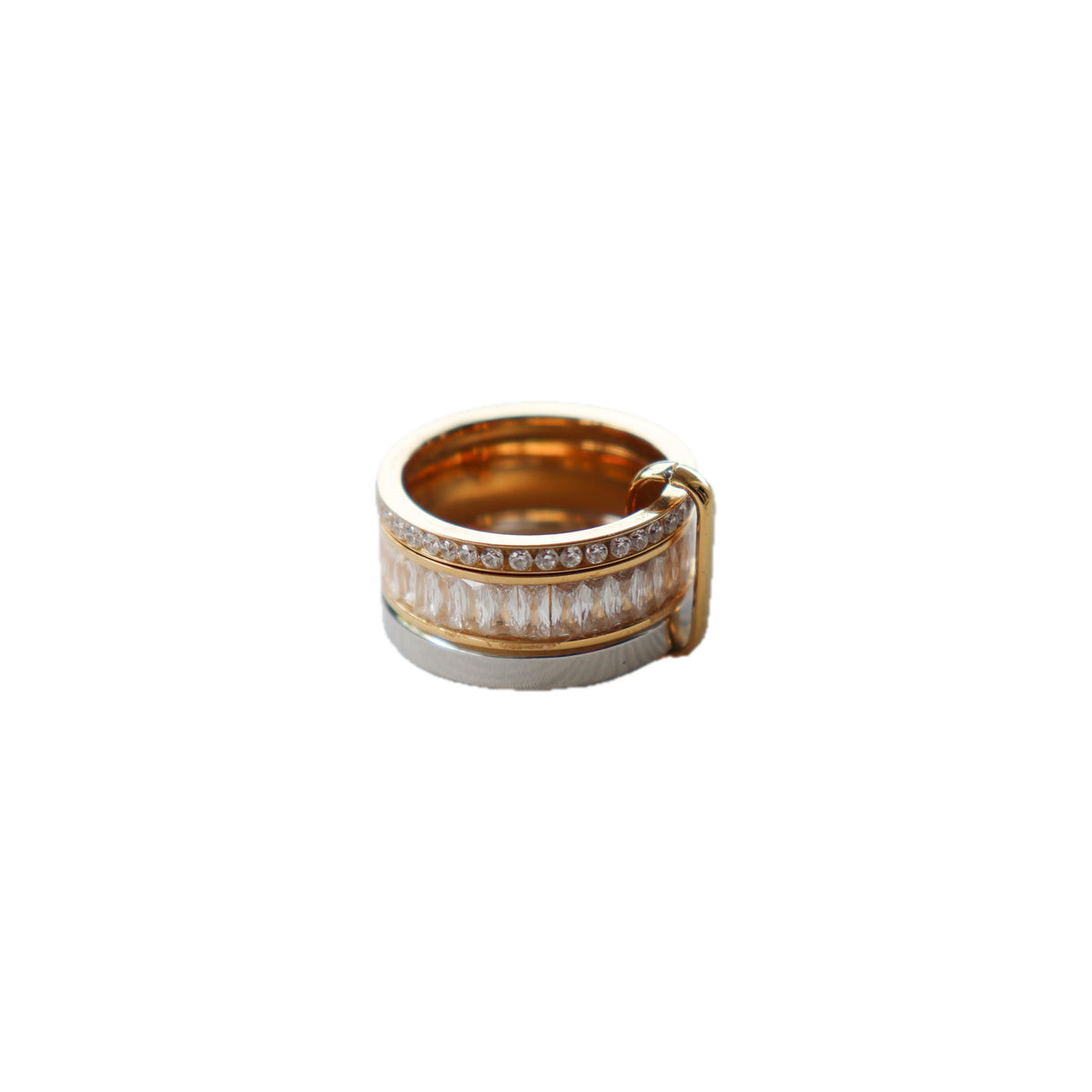 Stacked tennis rings