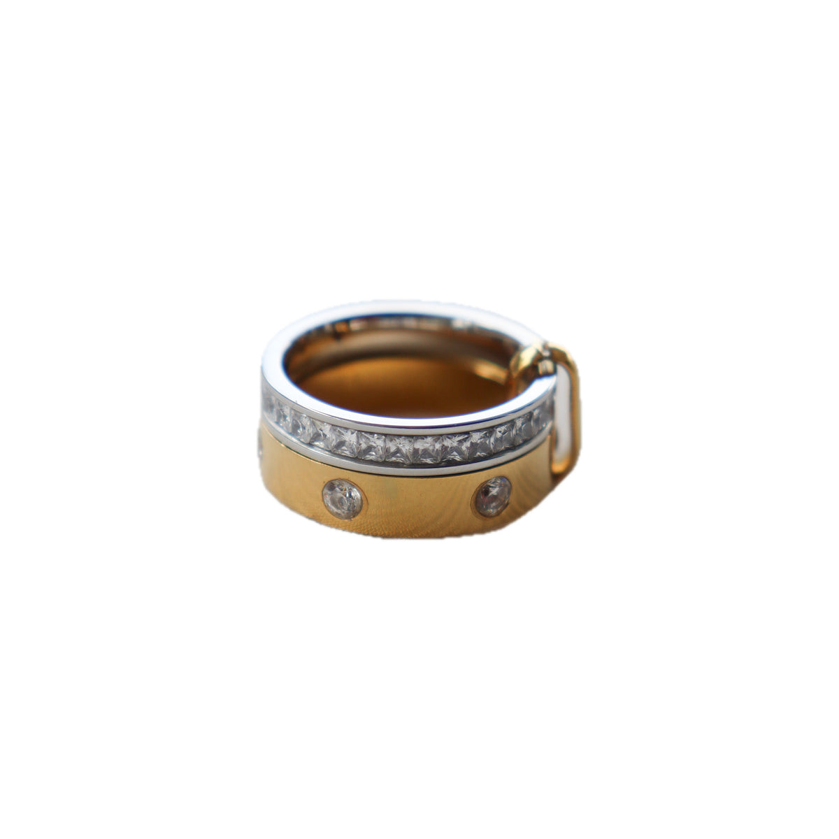 Stacked tennis rings