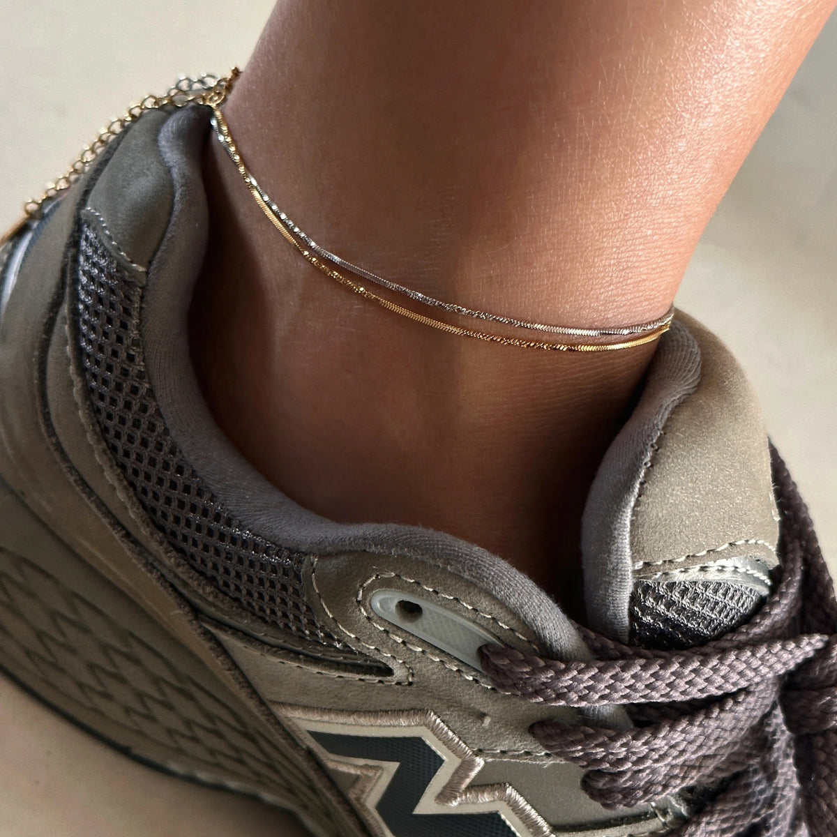 Endless anklet