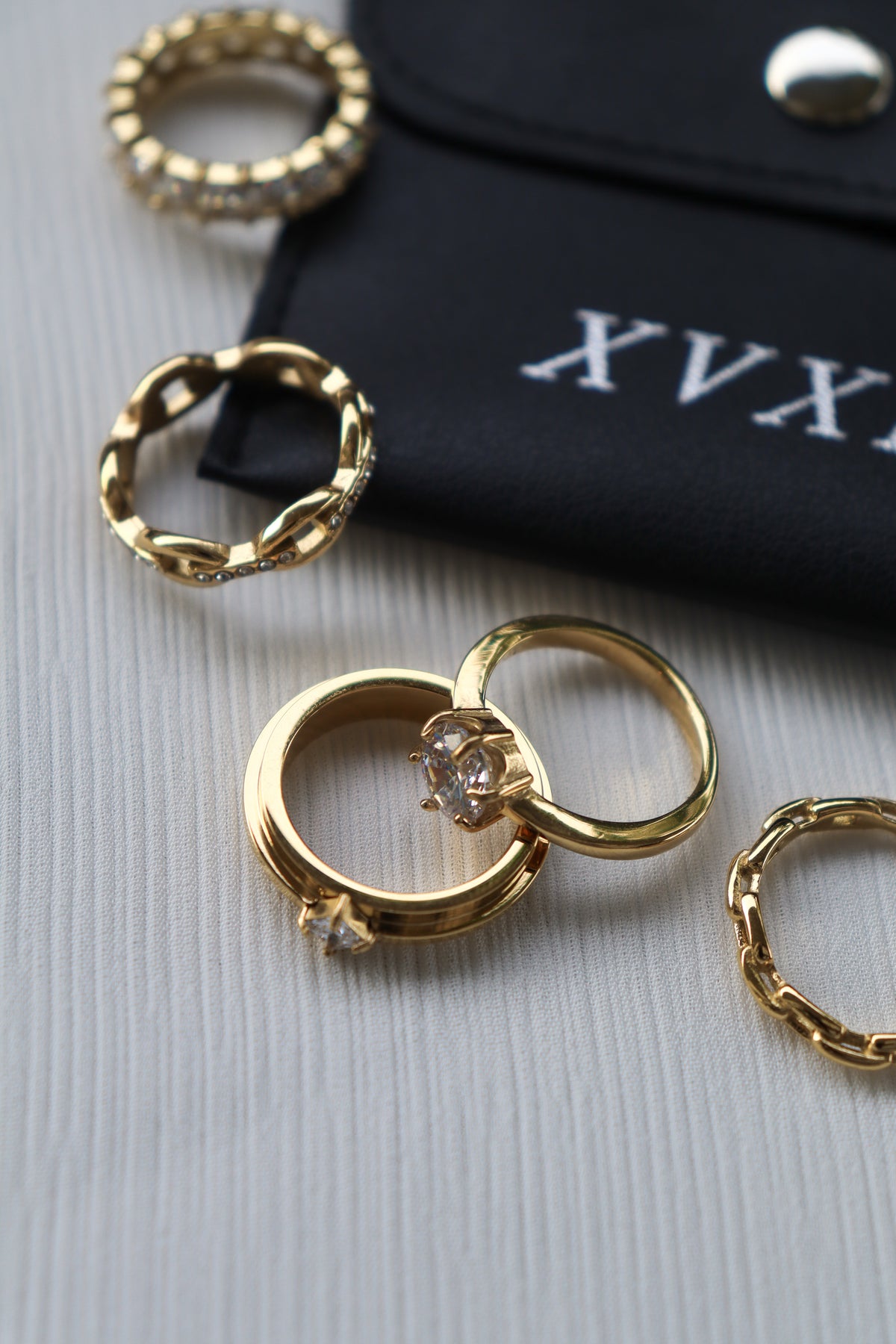 Bold ring
